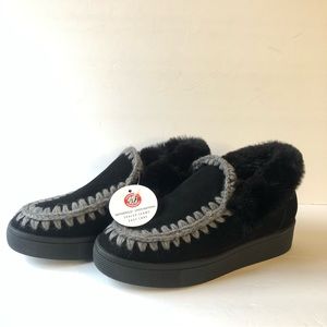 NWT BLONDO ARIA WATERPROOF BOOTS IN BLACK 6.5M